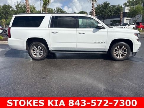 Used 2019 Chevrolet Suburban LT AWD/4WD image 4