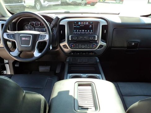Used 2017 GMC Sierra 1500 SLT w/ SLT Premium Package image 12