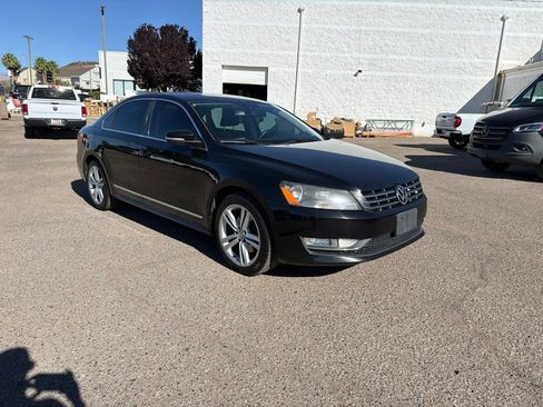 Used 2013 Volkswagen Passat TDI SEL Premium FWD image 3