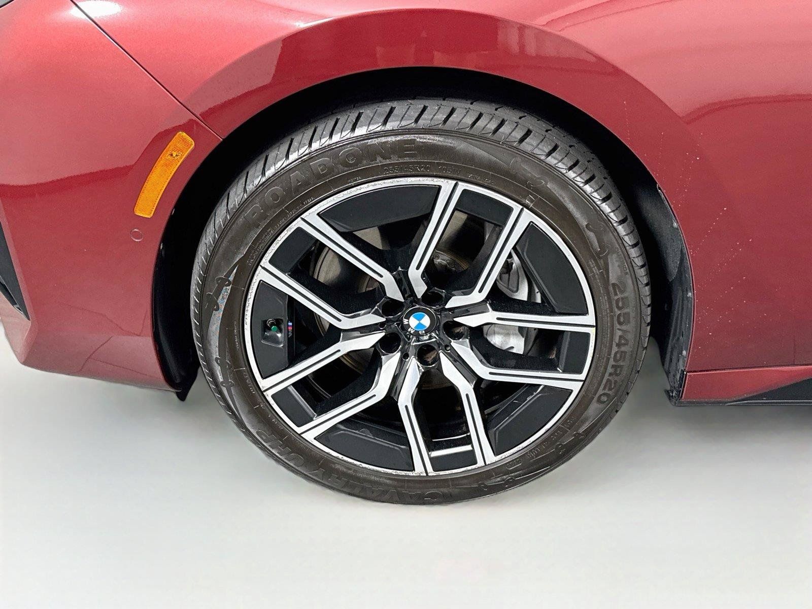 Used 2025 BMW 740i RWD image 47