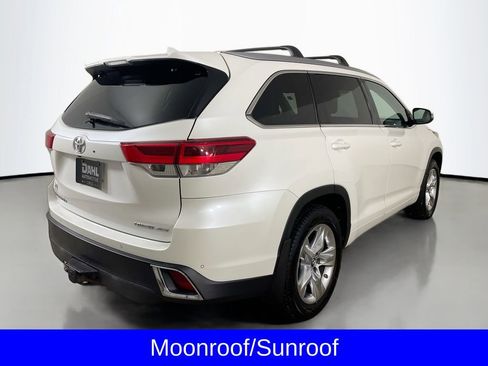 Used 2018 Toyota Highlander Limited image 8