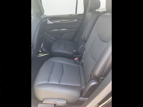 Certified 2024 Cadillac XT6 Premium Luxury w/ Technology Package AWD/4WD image 9