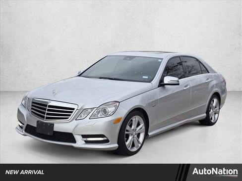 Used 2012 Mercedes-Benz E 350 4MATIC Sedan image 1