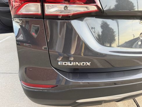 Used 2022 Chevrolet Equinox LT image 14