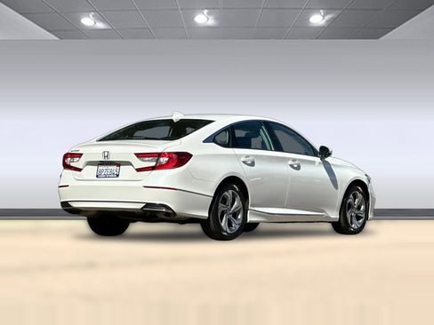 Certified 2020 Honda Accord EX image 8