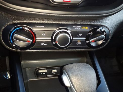 Used 2023 Kia Soul LX image 20