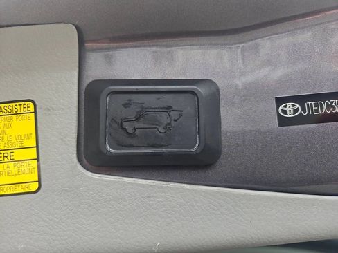 Used 2013 Toyota Highlander Limited AWD/4WD image 33