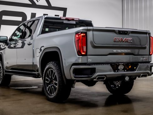 Used 2026 GMC Sierra 1500 AT4 w/ AT4 Premium Package AWD/4WD image 31