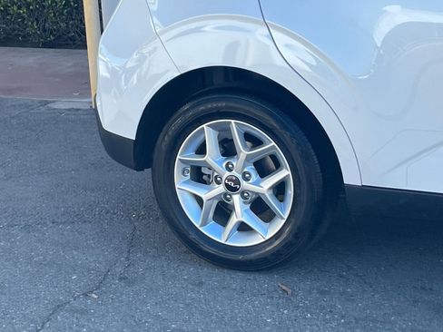 Used 2025 Kia Soul LX w/ LX Technology Package image 29