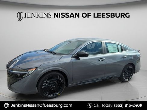 New 2026 Nissan Sentra SR w/ Floor Mat Package FWD image 13