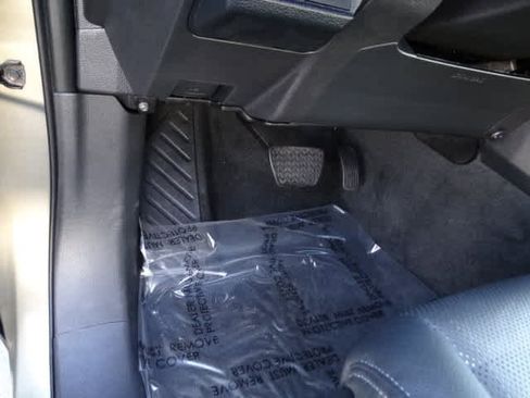 Used 2024 Toyota Tacoma TRD Off-Road image 16