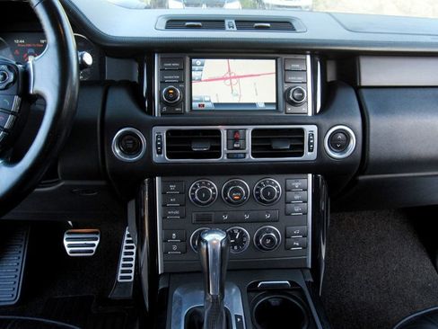 Used 2011 Land Rover Range Rover Supercharged AWD/4WD image 22