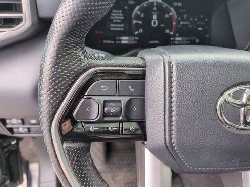 Used 2022 Toyota Tundra Platinum w/ Advanced Package AWD/4WD image 17
