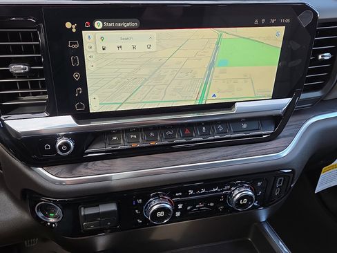 New 2026 GMC Sierra 1500 SLT image 11