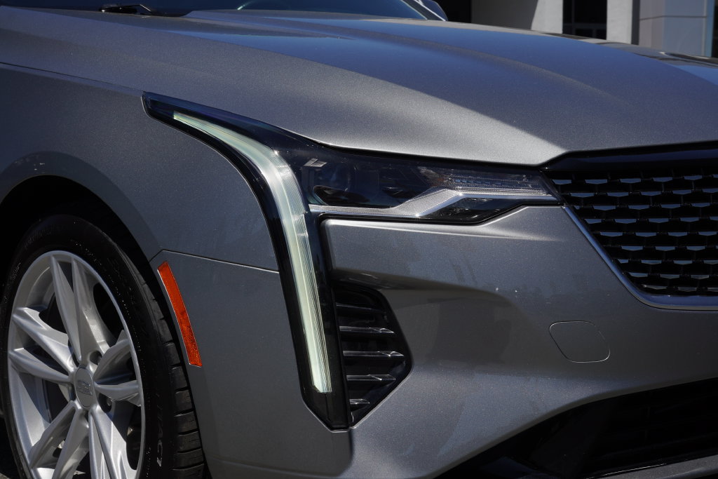 Used 2023 Cadillac CT4 Luxury w/ Cold Weather Package RWD image 11