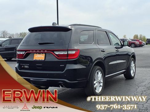 Certified 2023 Dodge Durango GT image 3