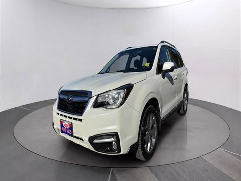 Used 2017 Subaru Forester 2.5i Touring image 1