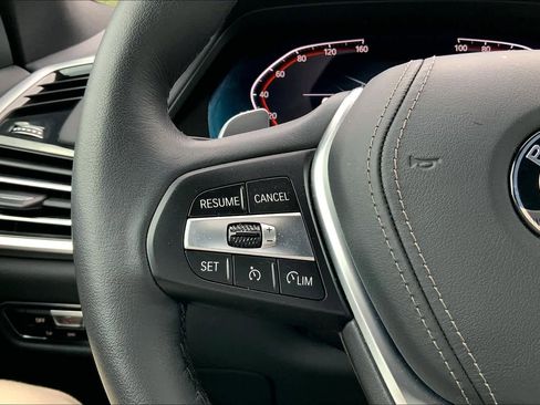 Used 2022 BMW X5 xDrive40i w/ Executive Package image 24