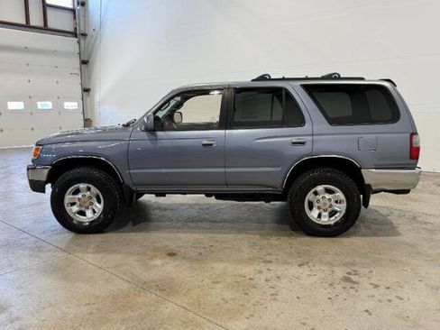 Used 1996 Toyota 4Runner SR5 AWD/4WD image 12