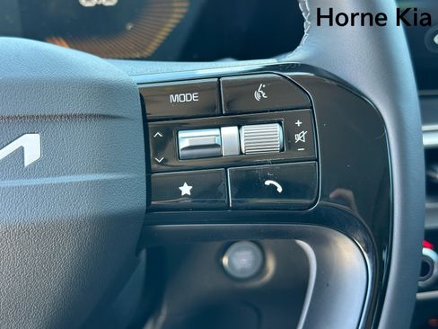 New 2026 Kia Sorento S FWD image 13