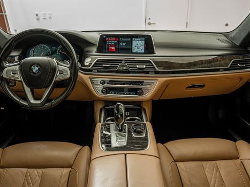 Used 2018 BMW 750i 750i image 30