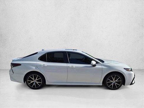 Certified 2024 Toyota Camry SE FWD image 4