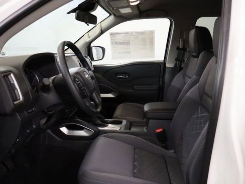 New 2025 Nissan Frontier SV image 9