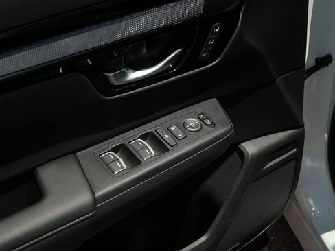 Used 2024 Honda CR-V EX-L image 5