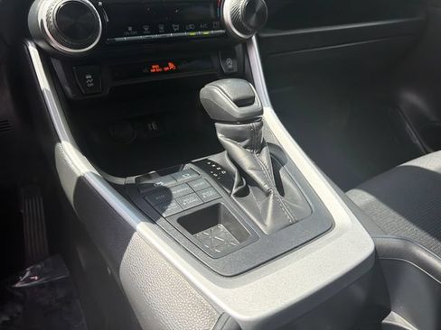 Certified 2025 Toyota RAV4 LE AWD/4WD image 37