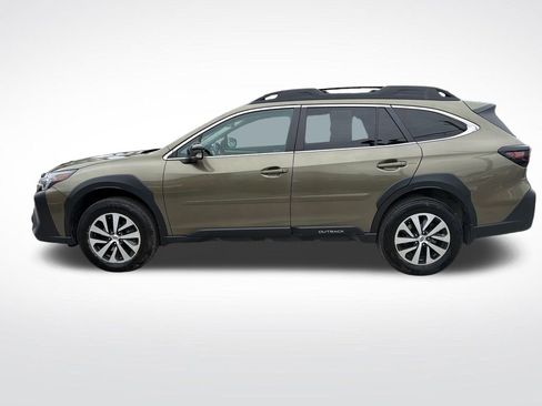 Certified 2024 Subaru Outback Premium AWD/4WD image 9