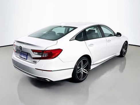 Certified 2021 Honda Accord Touring image 7