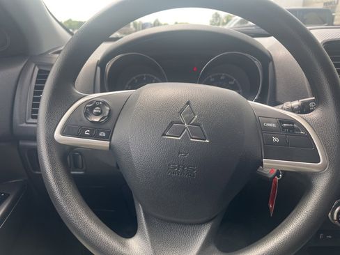 Used 2024 Mitsubishi Outlander Sport ES image 19