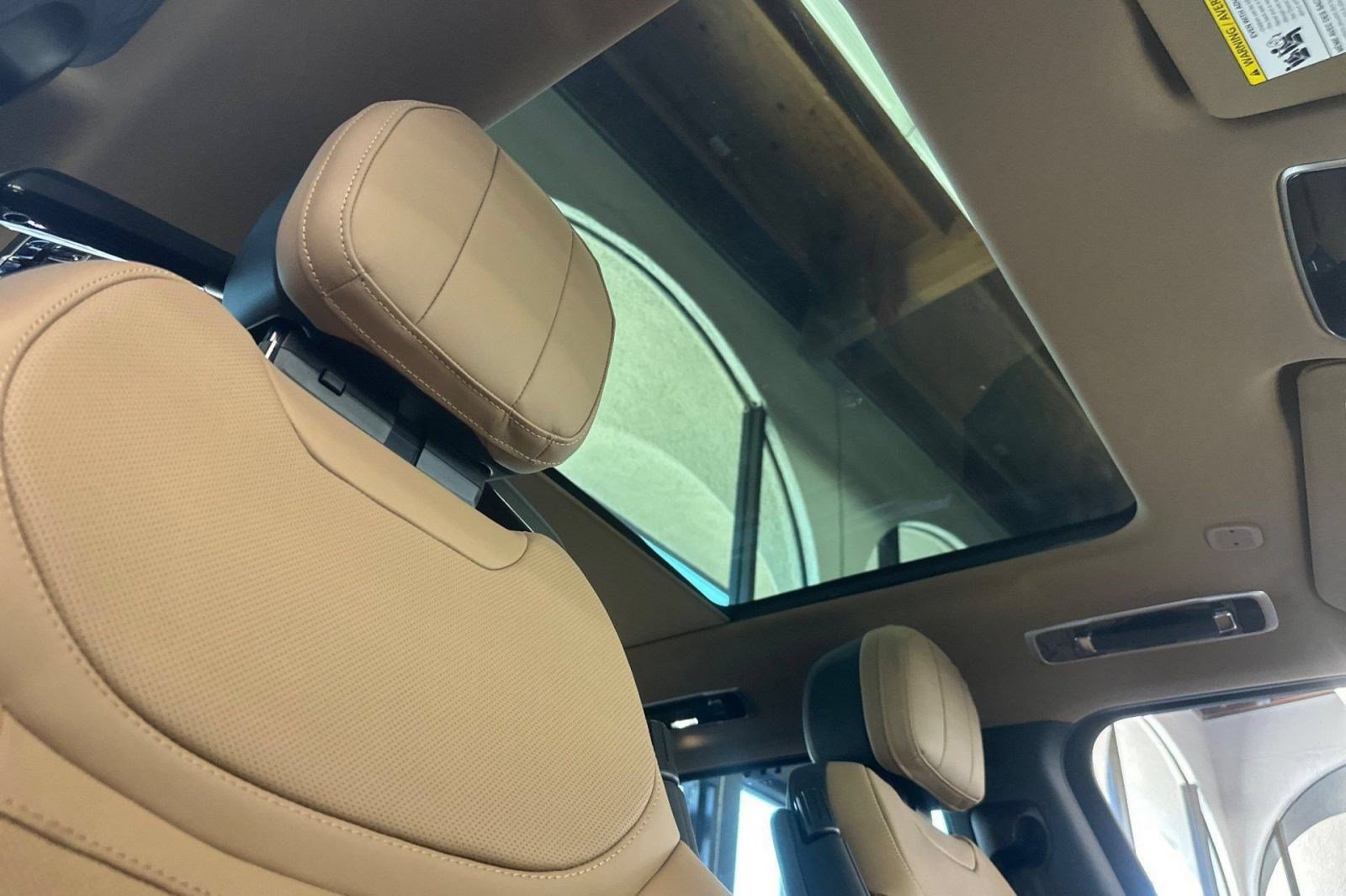 New 2026 Land Rover Range Rover Sport Dynamic SE AWD/4WD image 19