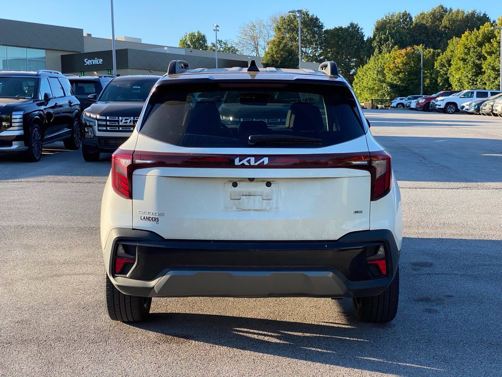 Used 2024 Kia Seltos X-Line AWD/4WD image 6