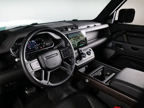 Certified 2023 Land Rover Defender 130 X AWD/4WD image 18