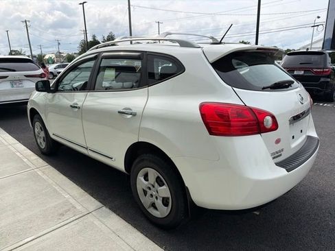 Used 2015 Nissan Rogue S w/ Convenience Package AWD/4WD image 5