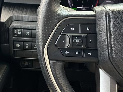 Used 2026 Toyota 4Runner Platinum AWD/4WD image 23