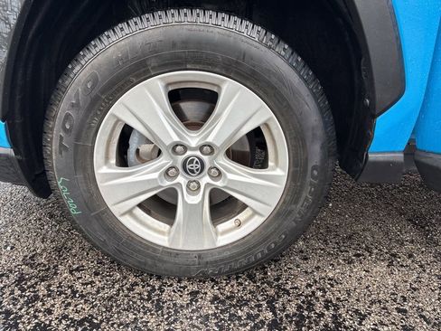 Used 2019 Toyota RAV4 XLE image 20