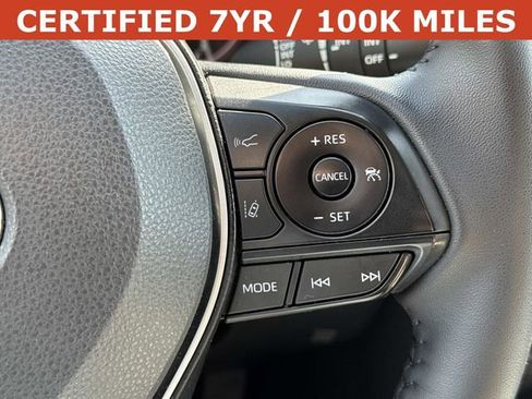 Used 2025 Toyota RAV4 XLE Premium image 24