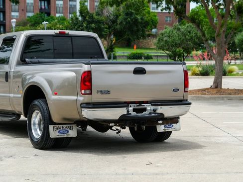 Used 2003 Ford F350 XLT RWD image 24