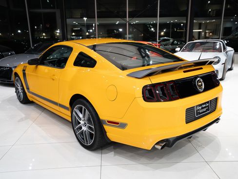 Used 2013 Ford Mustang Boss 302 image 2