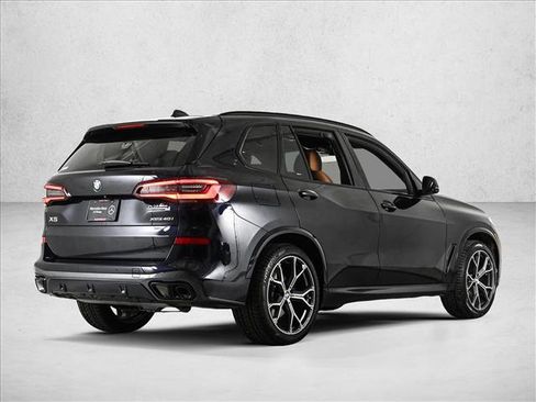 Used 2023 BMW X5 xDrive40i w/ Executive Package AWD/4WD image 5