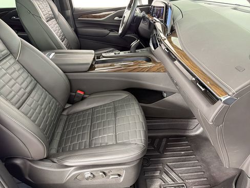 Used 2023 Cadillac Escalade Sport Platinum w/ Heavy-Duty Trailer Package image 30