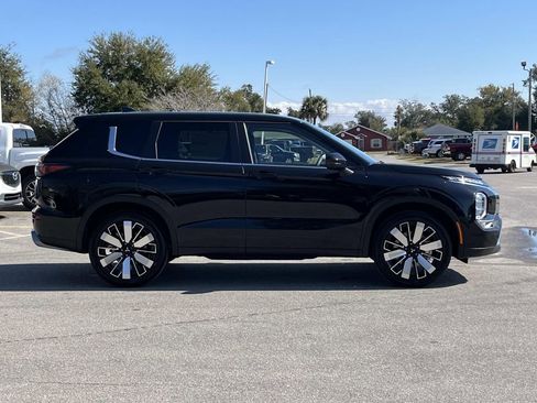 New 2026 Mitsubishi Outlander SE AWD/4WD image 6