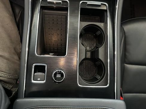 Certified 2025 Lincoln Aviator AWD w/ Jet Appearance Package image 23