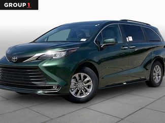 New 2026 Toyota Sienna XLE FWD video 1