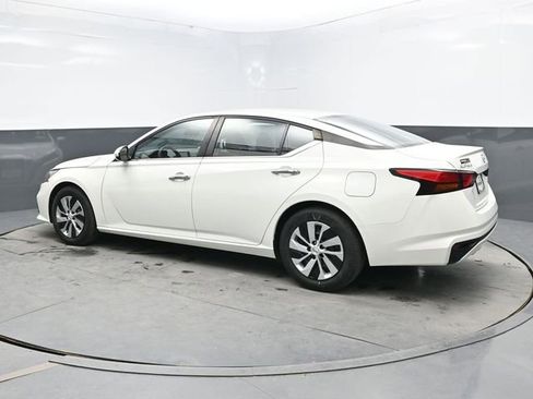 Used 2021 Nissan Altima 2.5 S FWD image 4