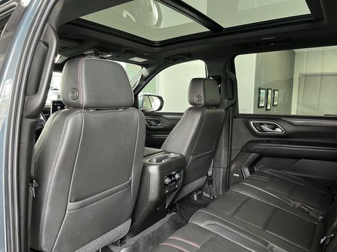 Used 2021 Chevrolet Suburban RST w/ Luxury Package AWD/4WD image 20