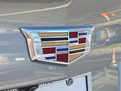 Certified 2024 Cadillac XT4 Luxury w/ LPO, Floor Liner Package image 32