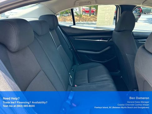 Used 2022 MAZDA MAZDA3 s FWD image 17